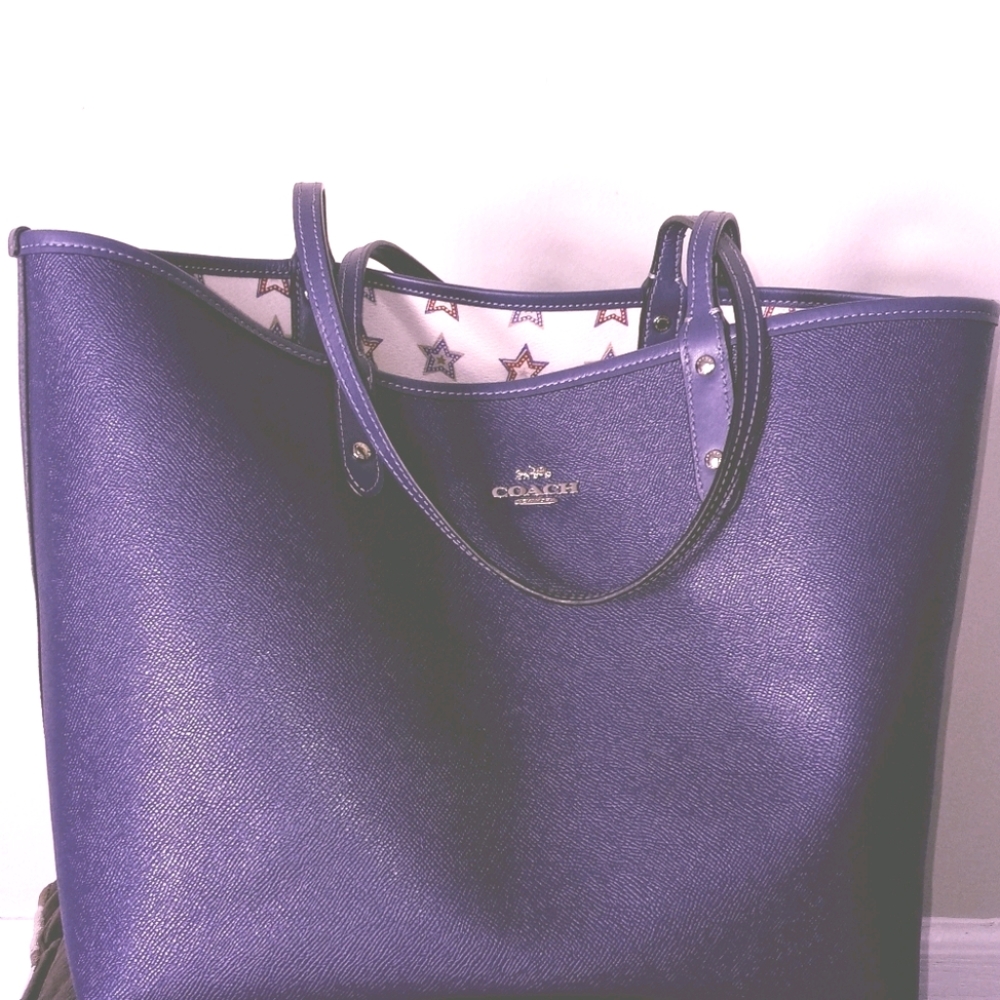 Ladies Reversible Coach handbag